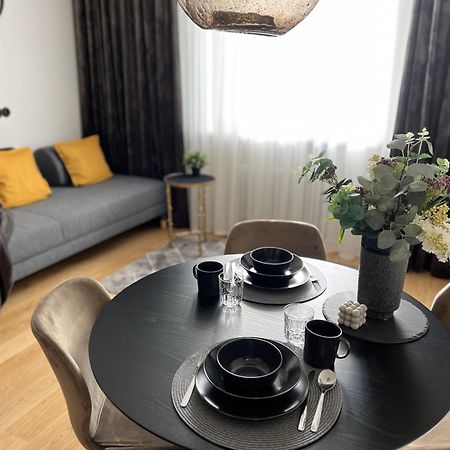 Cozy Apartment In Old Town Tartu Exteriör bild